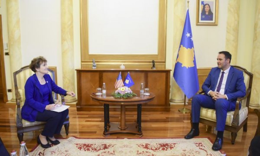 Konjufca pret në takim kryeshefen e MCC-së