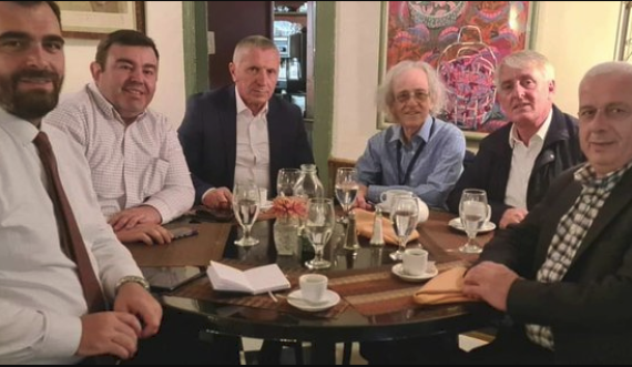 Serwer pas takimit me liderët e Luginës: Beogradi të ofrojë vende të rezervuara në parlament për shqiptarët