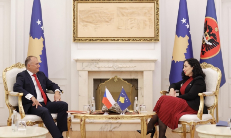 Osmani vazhdon takimet me ambasadorët e vendeve të BE-së – vizat tema kryesore