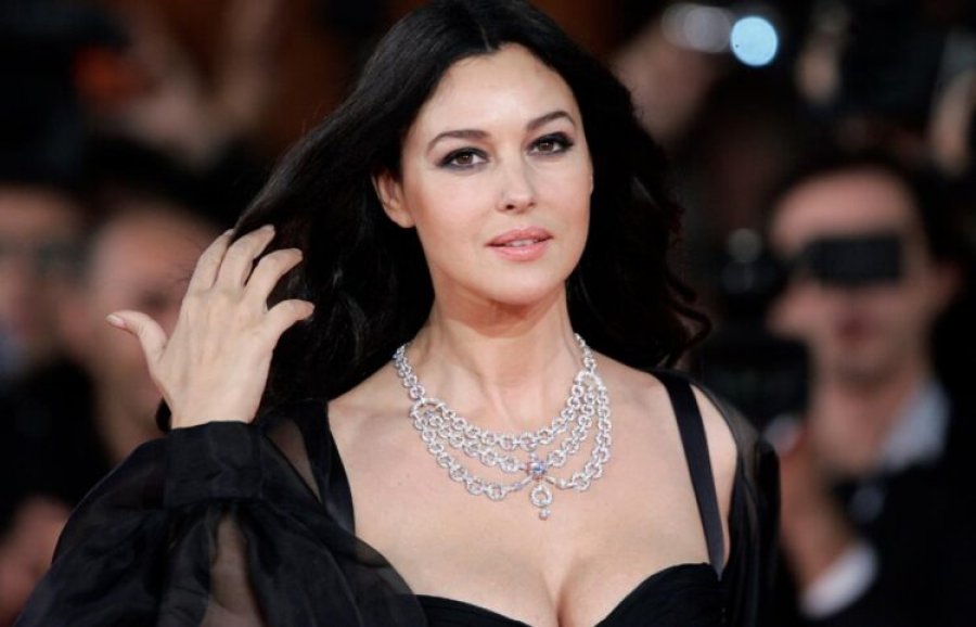 Nga dushi i ftohtë tek kujdesi për ushqimin, Monica Bellucci zbulon sekretet!