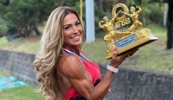 Geta Beqa vishet me flamurin kuqezi, shpallet kampione e botës në 'World Fitness Women’s Championships'