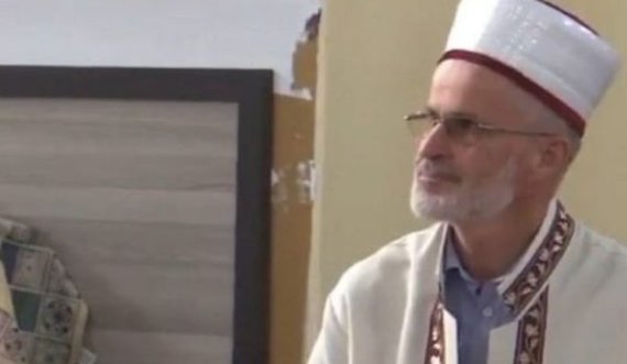 Lirohen të dyshuarit për sulmin ndaj tij, imami shkon në xhami me polici