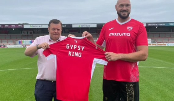 Tyson Fury po blen klubin e tij të parë të futbollit në Angli, ai dëshiron të investojë miliona