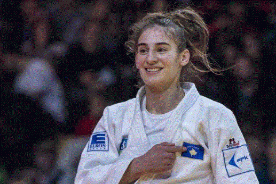 Nora Gjakova fiton medaljen e argjendtë në Grand-Slam 