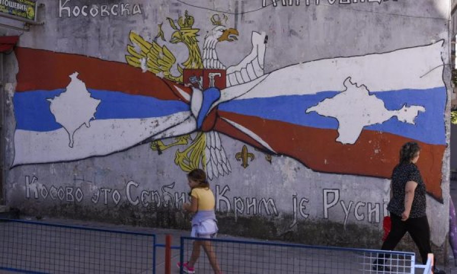 AFP: Lufta e Ukrainës i ndan edhe më shumë shqiptarët e serbët