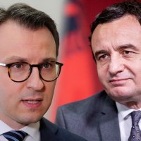 Petkoviq: Flamujt pushtues të Kurtit do të përfundojnë në koshin e plehrave