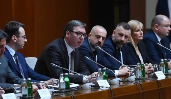Lista Srpska i bëri thirrje për takim urgjent, Vuçiq mbledh nesër Këshillin e Sigurisë
