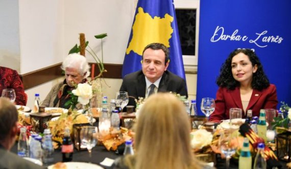 Kurti në Darkën e Lamës të organizuar në Shtëpinë e të Moshuarve në Prishtinë