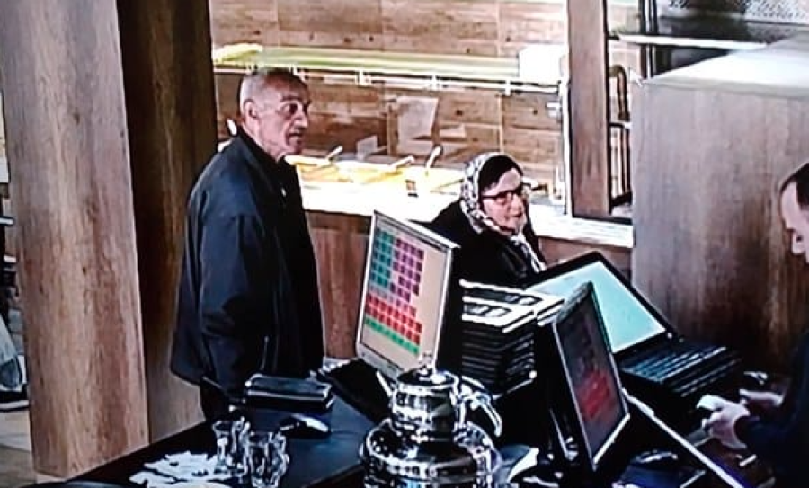 Policia në Prizren kërkon ndihmë për kapjen e gruas që i mori mbi 1 mijë euro që i gjeti në tokë