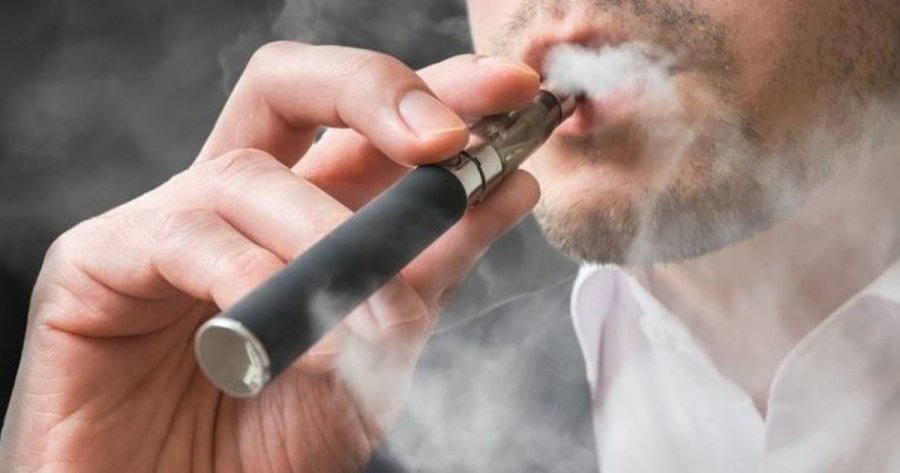 Cigaret elektronike mund të jenë po aq të rrezikshme sa duhani