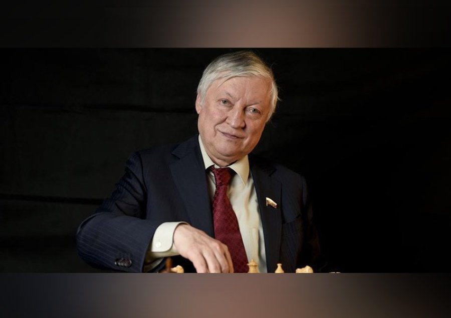 Legjenda e shahut botëror përfundon në koma