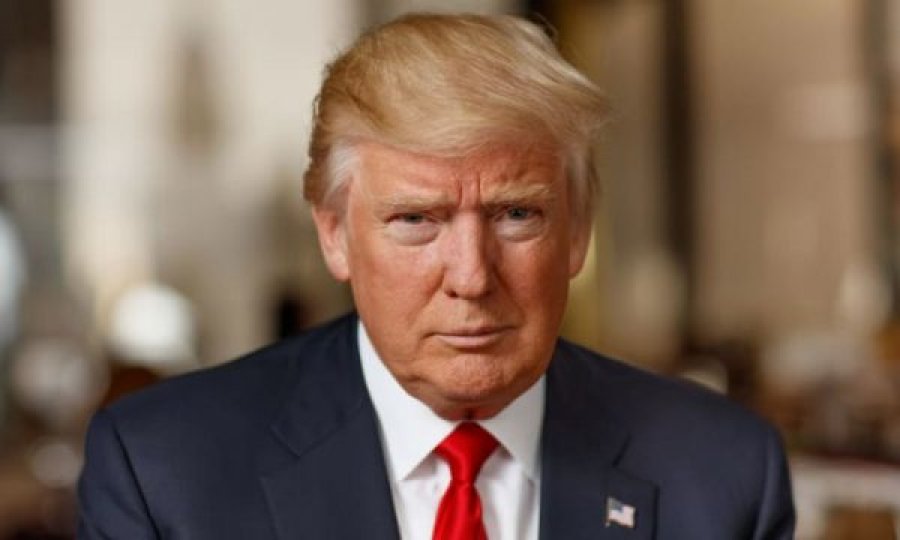 Avokatët e Trump-it: Ruajtja e dokumenteve nuk ishte alarm