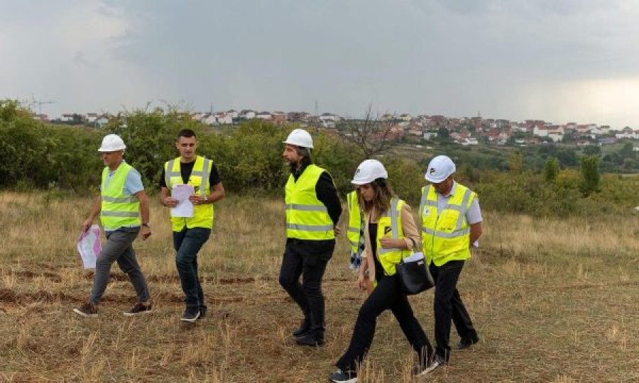 Rama viziton lokacionin ku pritet të ndërtohet Spitali i Prishtinës: Po bëhen matjet dhe analizat e nevojshme