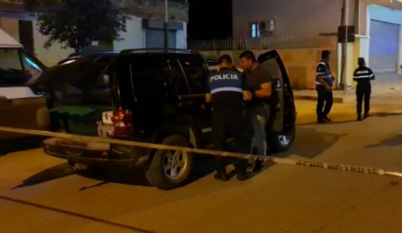  U qëlluan me armë, policët në Vlorë lëviznin me makinë me xhama të zinj