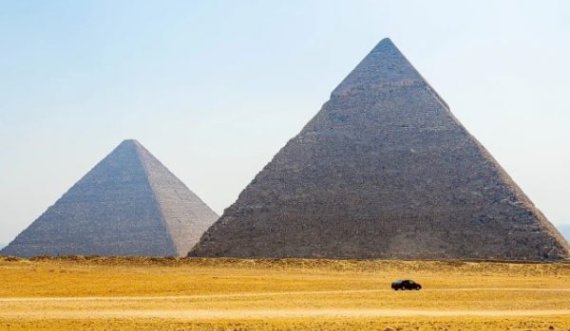 Studimi i fundit zbulon si u ndërtuan piramidat e Egjiptit