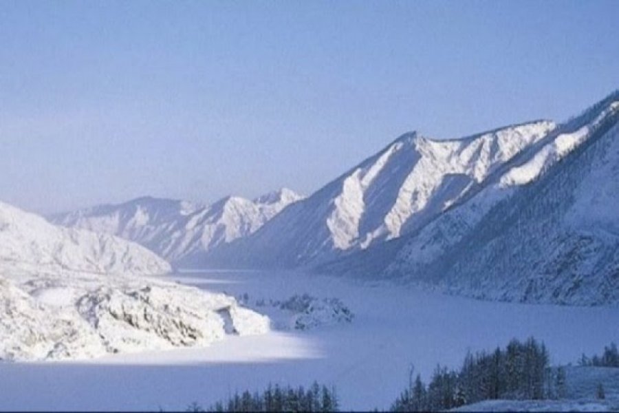 6 alpinistë vdiqën derisa po ngjiteshin në vullkanin më të lartë aktiv në Rusi