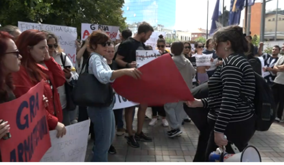 Tjetër protestë në Prishtinë për rastin e 11 vjeçares