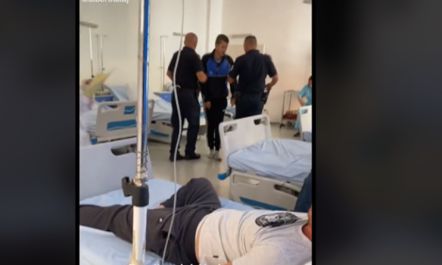 Një prej të dyshuarve për dhunimin e 11-vjeçares u dërgua sot urgjentisht në spital