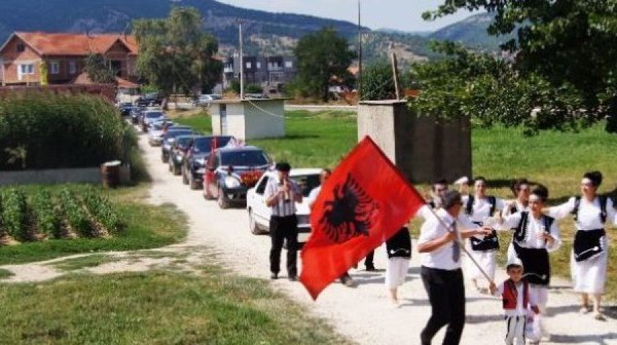 Avokatja e njohur: Të legjitimohet martesa me shumë gra