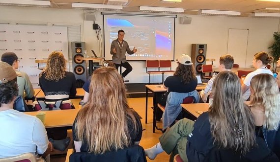 Florent Boshnjaku mban 'Master Class' në shkollën e njohur në Suedi 