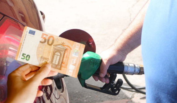 Ministria publikon “tavanin”: S’lëvizin çmimet e naftës e benzinës