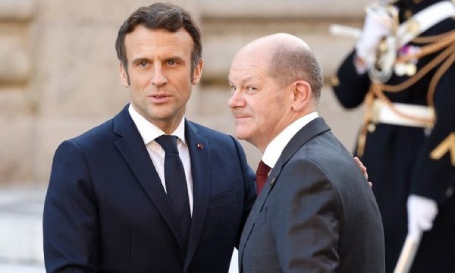 Lajçak dhe këshilltarët e Scholz dhe Macron vizitojnë sot Kosovën