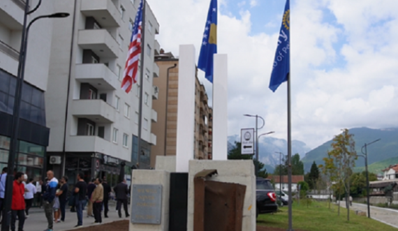 Në Pejë përurohet memoriali ‘Kujtim dhe Miqësi’ 