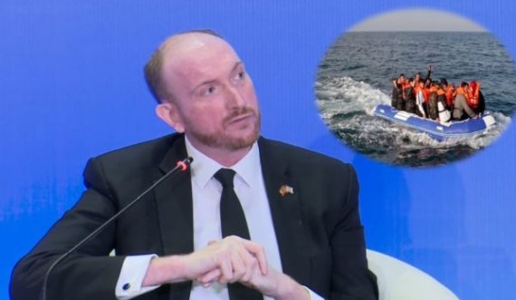 Ambasadori britanik thirrje shqiptarëve: Mos u largoni, suksesi s’varet nga gomonet