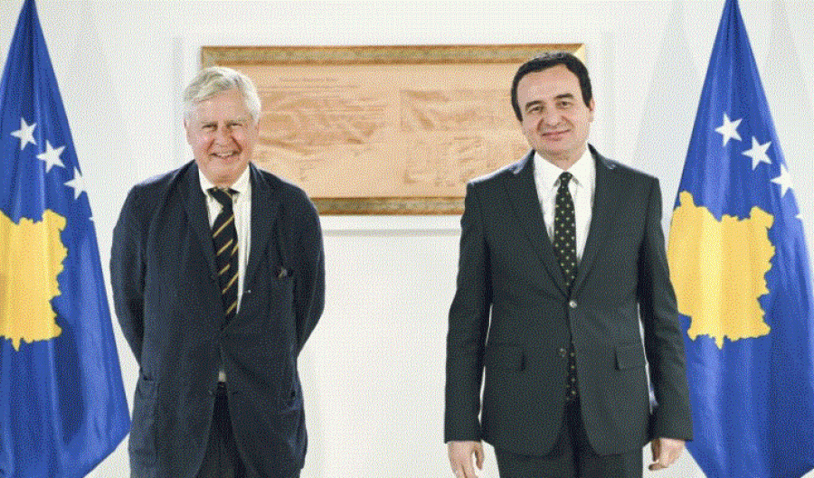 Kurti takon Peter Faith: Kosova është vendi më demokratik në Ballkanin Perëndimor