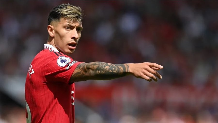 Stam: Gjatësia e Martinez nuk është problem për United