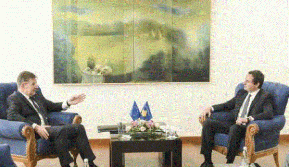 Lajçak në Kosovë për të përgatitur takimet e radhës në Bruksel