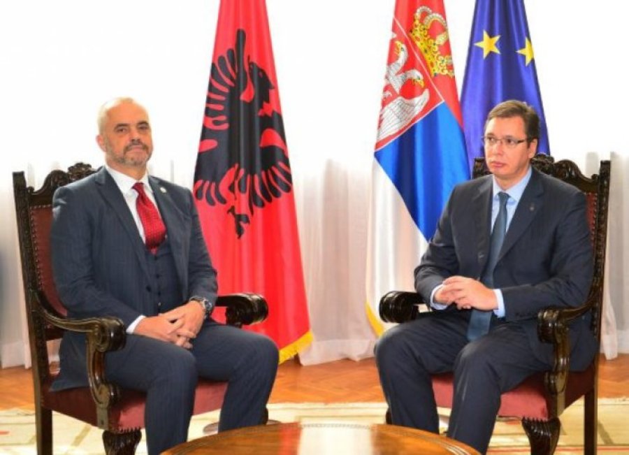 Qëndrimet e shtetit shqiptar në krye me Edi Ramen ndaj shtetit serb dhe Aleksandër Vuçiqit po e dëmtojnë rëndë interesin e Kosovës