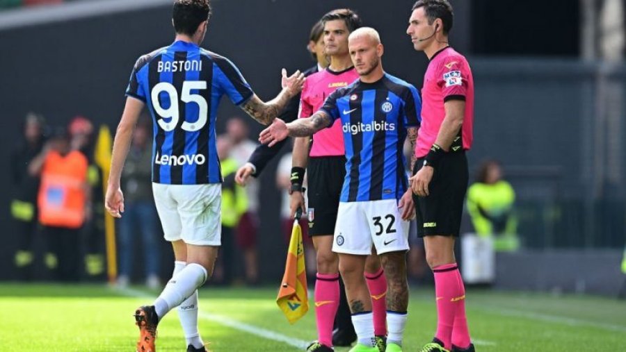 Inzaghi shpjegon arsyen pse zëvendësoi dy futbollistë në minutën e 30-të