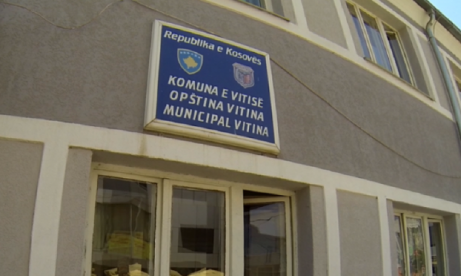 Arrestohet zyrtari i Vitisë, i mundësoi një preshevari identitet të rrejshëm në Kosovë