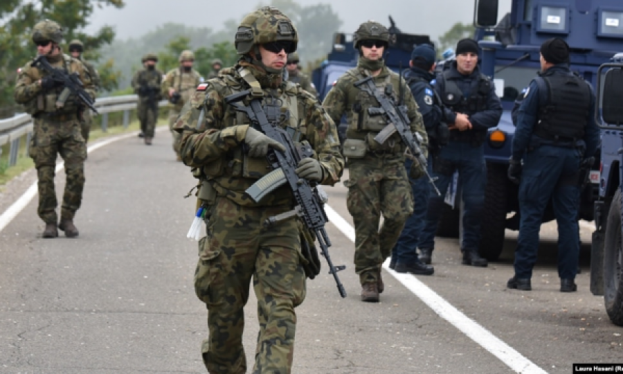 Afati për targat RKS, NATO: Dërgojmë trupa shtesë në rast të tensioneve