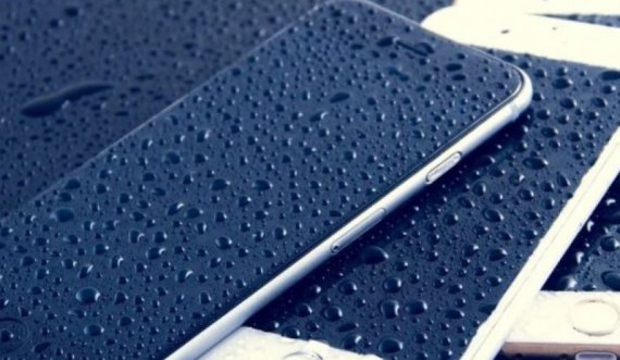 A është iPhone 14 rezistent ndaj ujit