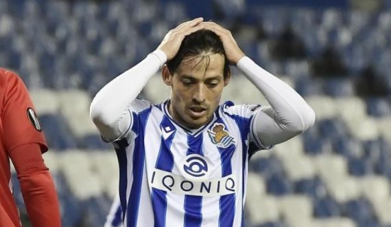 David Silva gjobitet me 1000 euro