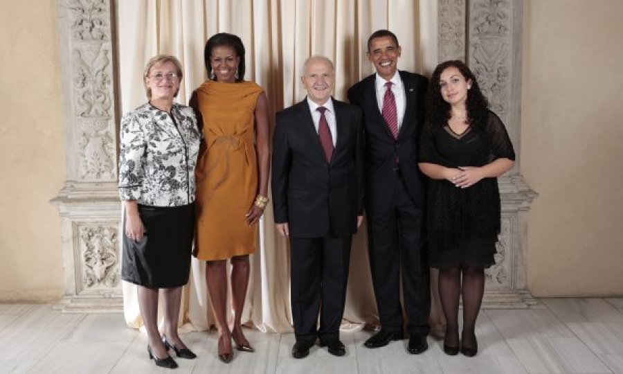 Kur Osmani ishte futur mes presidentëve si përkthyese/Pas 13 vjetëve në fotografinë e njëjtë si presidente