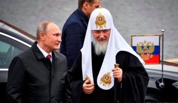 Patriarku i Kishës Ruse i drejtohet ushtarëve: Mos kini frikë, është lavdi të vdesësh për Atdheun