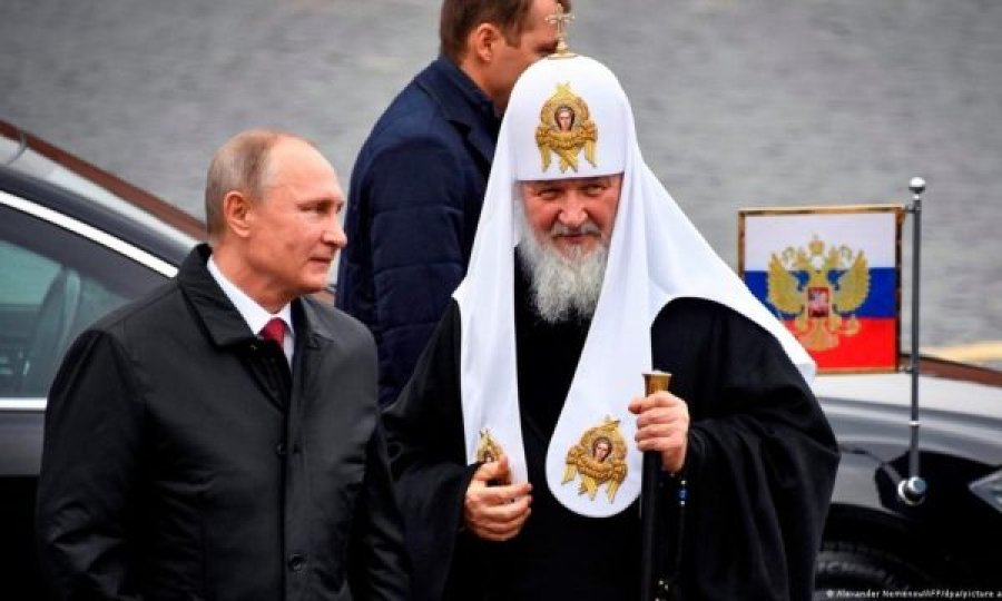 Patriarku i Kishës Ruse i drejtohet ushtarëve: Mos kini frikë, është lavdi të vdesësh për Atdheun