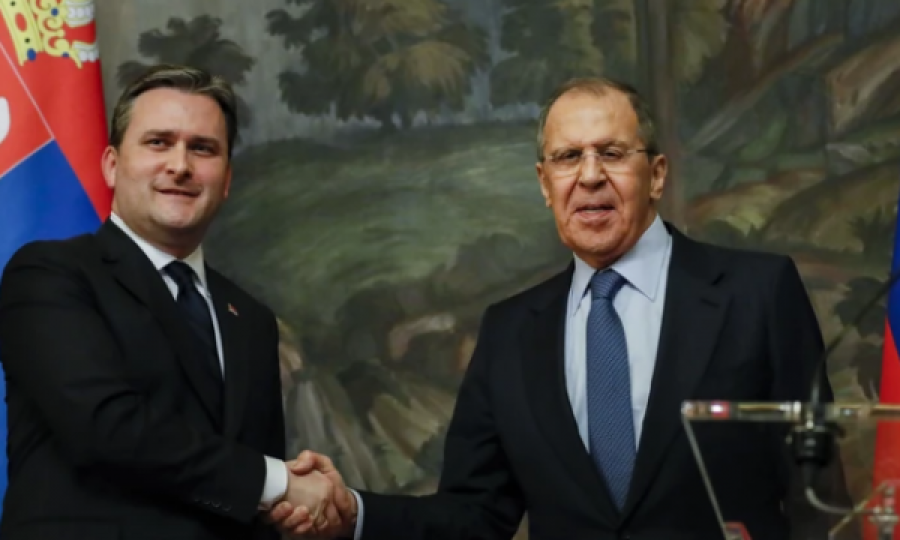 Selakoviq marrëveshje me Lavrovin, eksperti për Ballkanin: Koha për ta sanksionuar Serbinë
