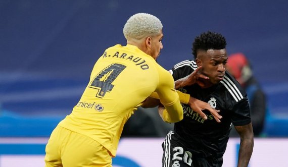 Araujo lojtari mungon ndaj Real Madrid