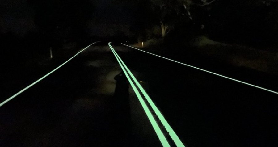 Pamjet e autostradës së ndritshme bëhen virale në Australi