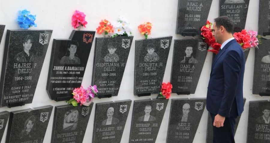 Konjufca bënë homazhe në Abri