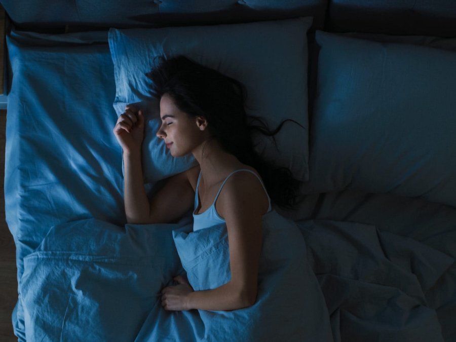 Këshilla të thjeshta që ju ndihmojnë të flini gjumë më shpejt