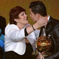 Nëna e Ronaldos: Ose Cristiano, ose Cristianinho, do të luajë në Sporing