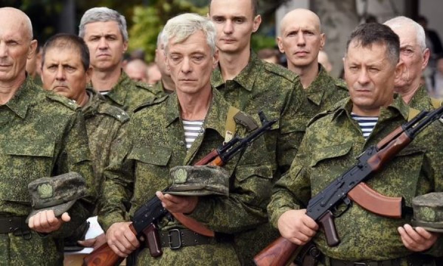 “Ushtria e gjyshërve”, dalin fotot e rezervistëve që iu përgjigjën thirrjes së Putin për mobilizim