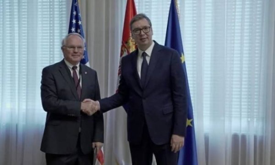 Kërkoi shpjegime për marrëveshjen Serbi-Rusi, Hill shkon në zyrë te Vuçiqi