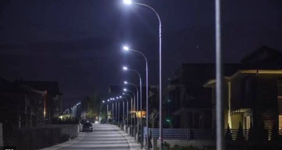 Komuna e Lipjanit njofton për reduktime në ndriçimin publik, shkak kriza energjitike