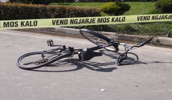 14-vjeçari shqiptar rrëzohet nga biçikleta dhe humb jetën